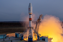 Никита Казинский выступил в качестве приглашенного эксперта в прямой трансляции запуска космических аппаратов One Web с космодрома Восточный 